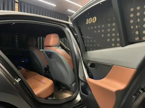 BMW 530e 2025 — миниатюра 8