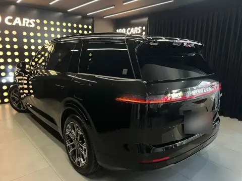 Lynk & Co 900 2025 — миниатюра 8