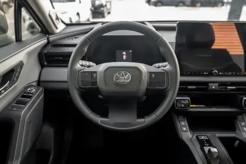 Toyota RAV4 2026 — миниатюра 9