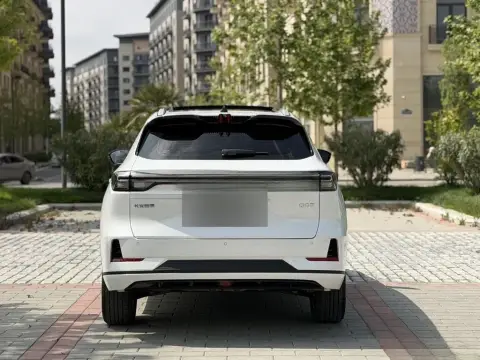 Changan Qiyuan Q05 2025 — миниатюра 8