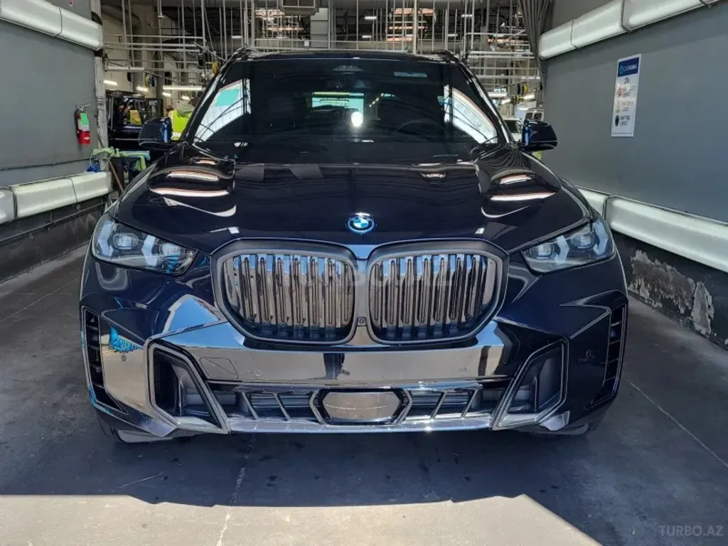 BMW X5 2025 — фото 1 из 8
