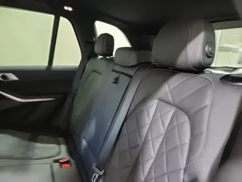 BMW X5 2025 — миниатюра 8