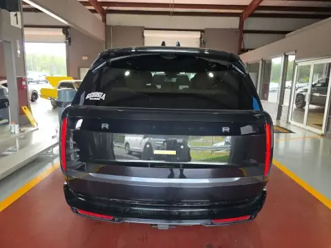 Land Rover Range Rover 2025 — миниатюра 4