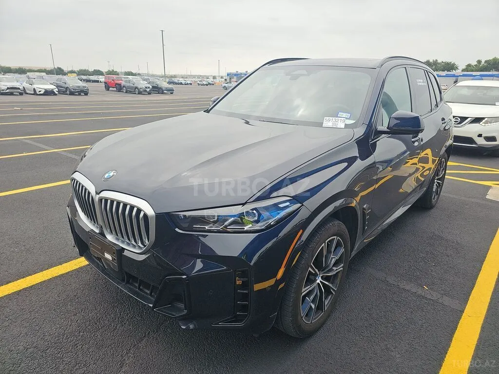BMW X5 2026 — фото 1 из 10