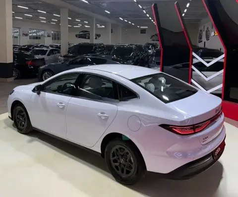BYD Seal 05 2025 — миниатюра 7