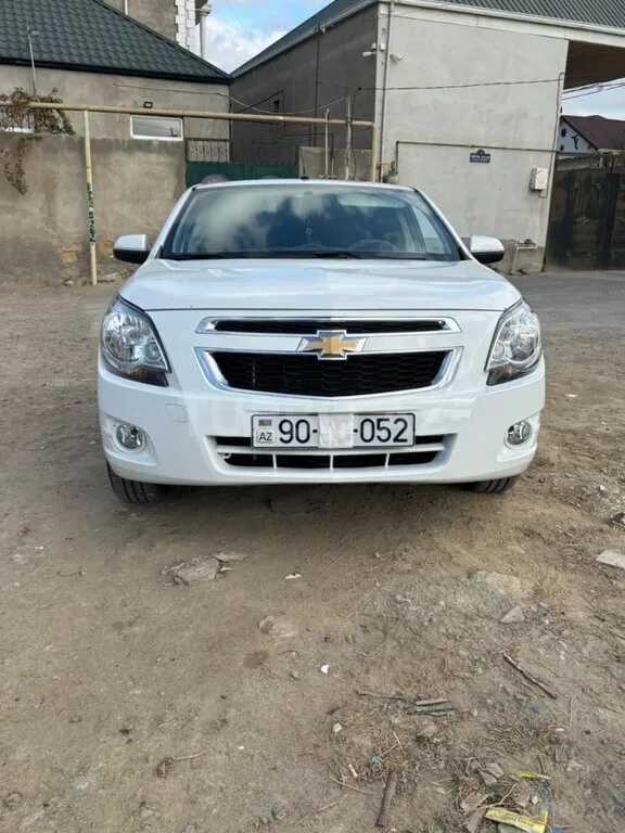 Chevrolet Cobalt 2025 — фото 1 из 10
