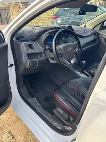 Chevrolet Cobalt 2025 — миниатюра 8