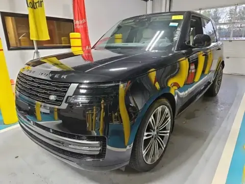 Land Rover Range Rover 2025 — миниатюра 3