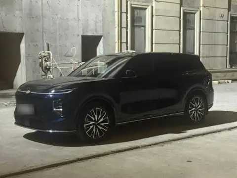Changan Qiyuan Q07 2025 — миниатюра 2