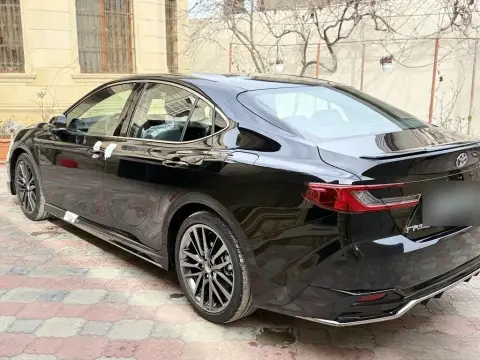 Toyota Camry 2025 — миниатюра 8