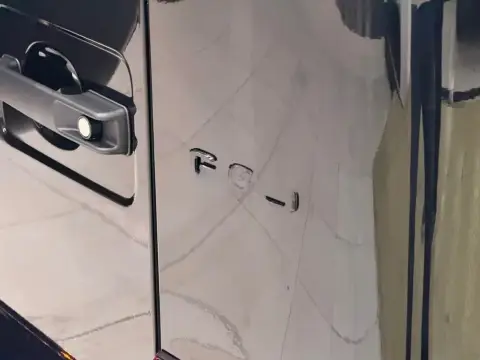 Mercedes-Benz G 63 AMG 2025 — миниатюра 8