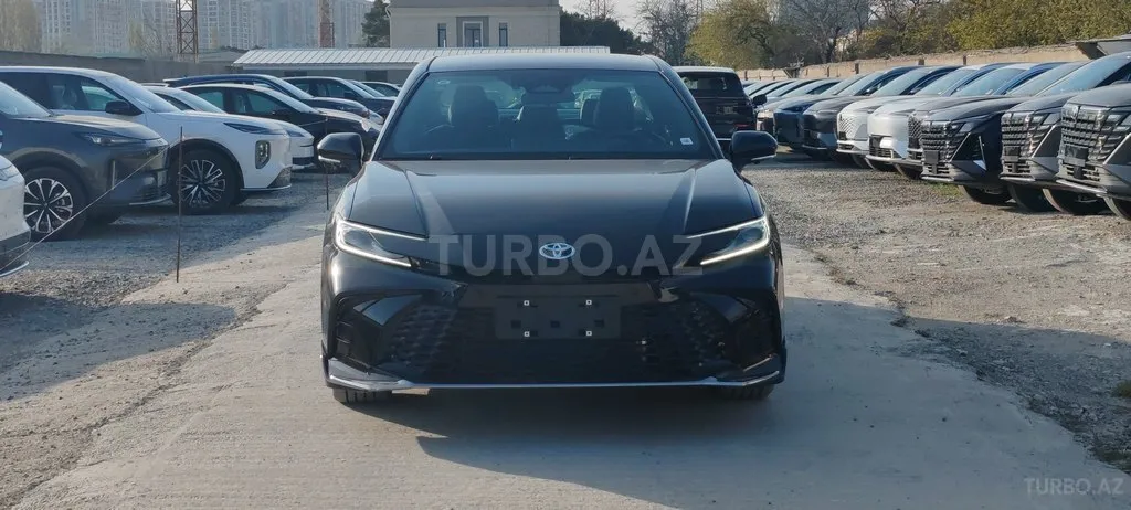 Toyota Camry 2026 — фото 1 из 10
