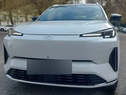 Changan Qiyuan Q05 2025 — миниатюра 1