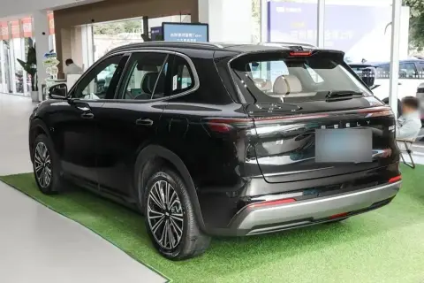 Geely Galaxy Starship 7 2026 — миниатюра 8