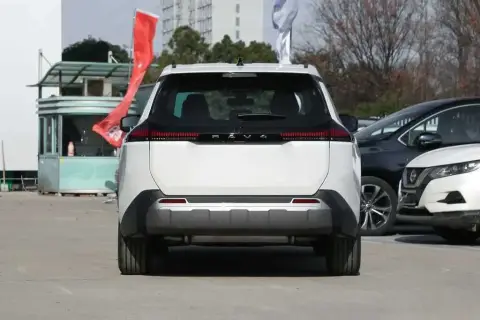 Toyota RAV4 2026 — миниатюра 6