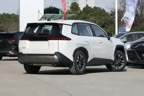 Toyota RAV4 2026 — миниатюра 7