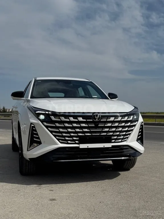 Changan Uni-Z 2025 — фото 1 из 10