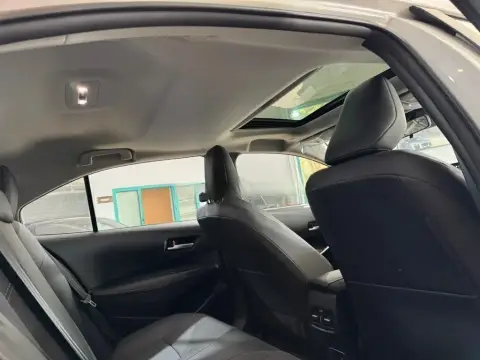 Toyota Corolla 2025 — миниатюра 10