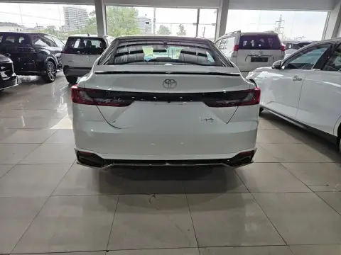Toyota Camry 2026 — миниатюра 9