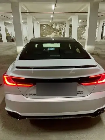Toyota Camry 2025 — миниатюра 3
