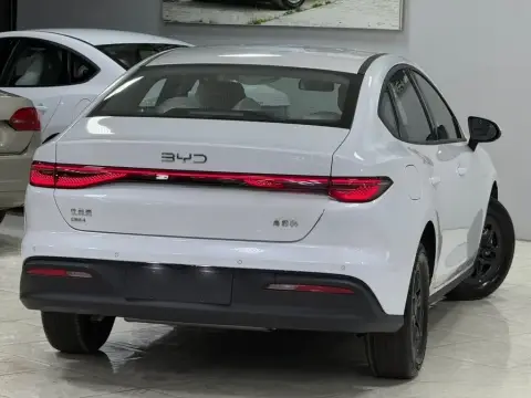 BYD Seal 05 2025 — миниатюра 6