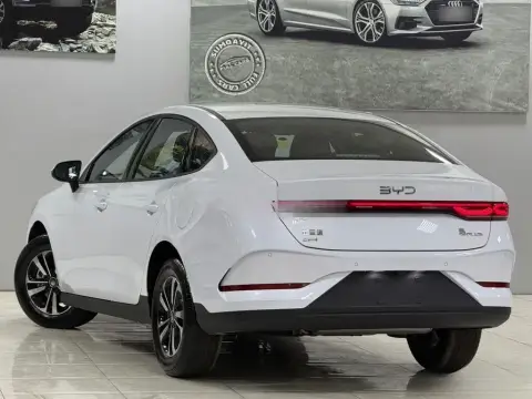 BYD Qin Plus 2025 — миниатюра 6