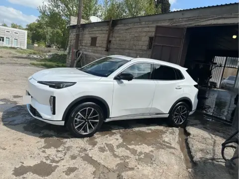 Changan Qiyuan Q05 2025 — миниатюра 7