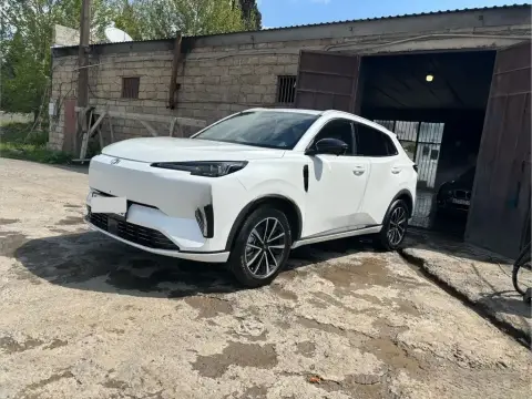 Changan Qiyuan Q05 2025 — миниатюра 9