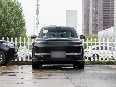Geely Galaxy M9 2026 — миниатюра 2