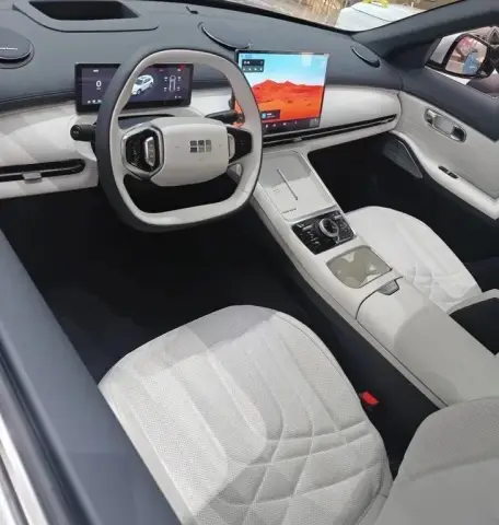 Geely Galaxy Starship 7 2025 — миниатюра 5