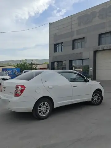 Chevrolet Cobalt 2025 — миниатюра 8