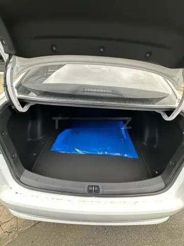Toyota Corolla 2025 — миниатюра 9