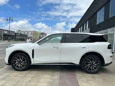 Changan Qiyuan Q07 2025 — миниатюра 2