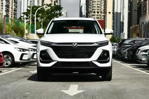 Changan CS 75 2026 — миниатюра 2