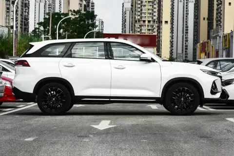Changan CS 75 2026 — миниатюра 8