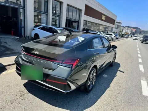 Hyundai Elantra 2026 — миниатюра 4