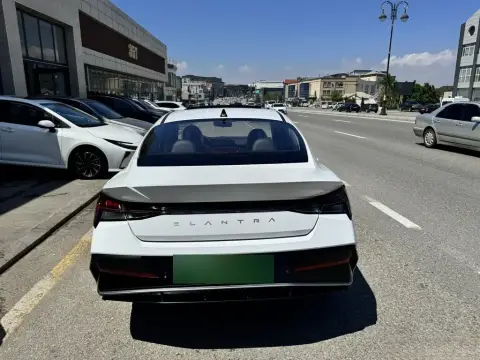 Hyundai Elantra 2026 — миниатюра 4