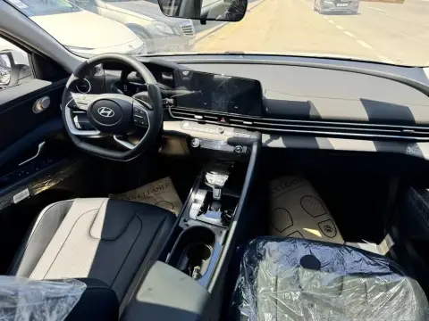 Hyundai Elantra 2026 — миниатюра 7