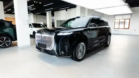 Voyah Taishan 2026 — миниатюра 1