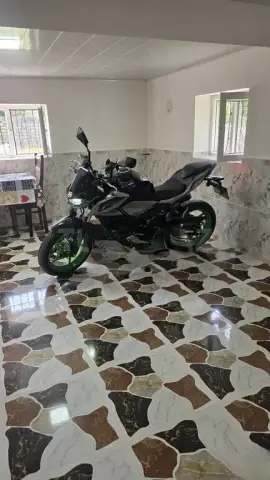 Kawasaki Z500 2025 — миниатюра 5