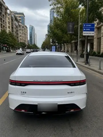 BYD Destroyer 05 2026 — миниатюра 2
