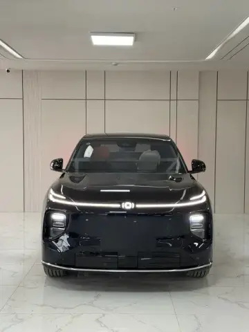 Changan Qiyuan Q07 2025 — миниатюра 2