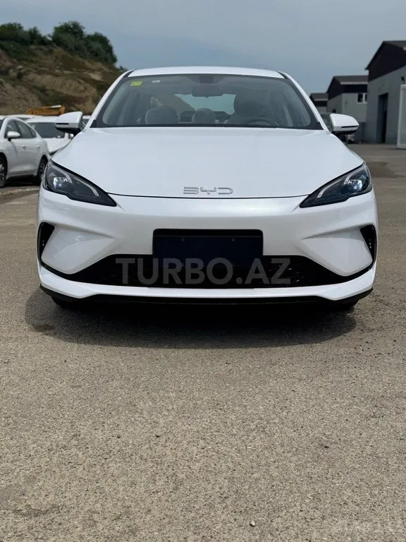 BYD Seal 05 2025 — фото 1 из 10