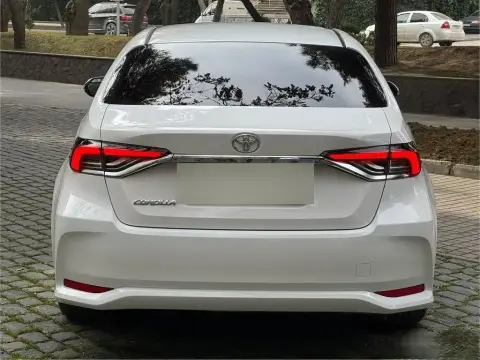 Toyota Corolla 2025 — миниатюра 7