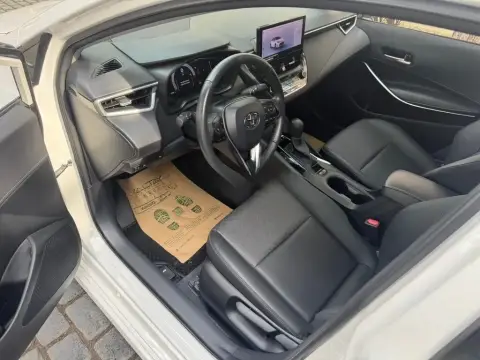 Toyota Corolla 2025 — миниатюра 9