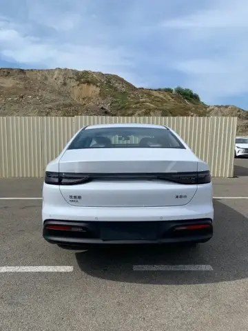BYD Seal 05 2025 — миниатюра 2