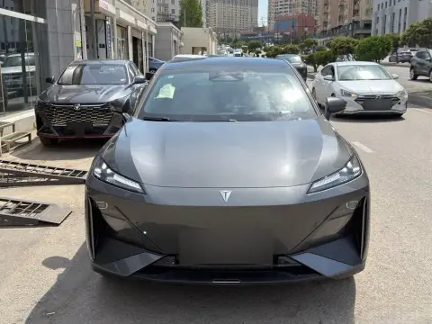 Changan Deepal S07 2025 — миниатюра 1