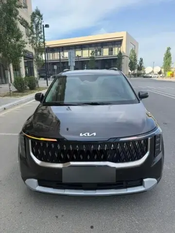 Kia Carnival 2025 — миниатюра 1