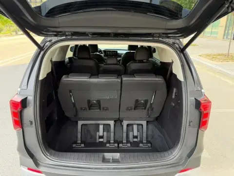 Kia Carnival 2025 — миниатюра 10