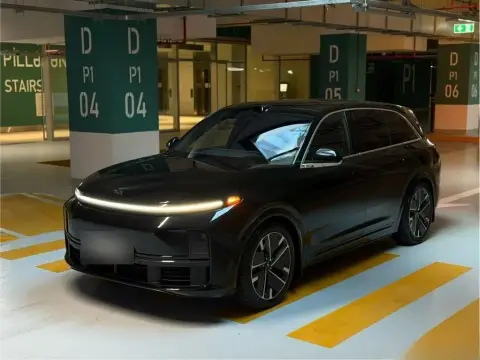 Li Auto L7 2025